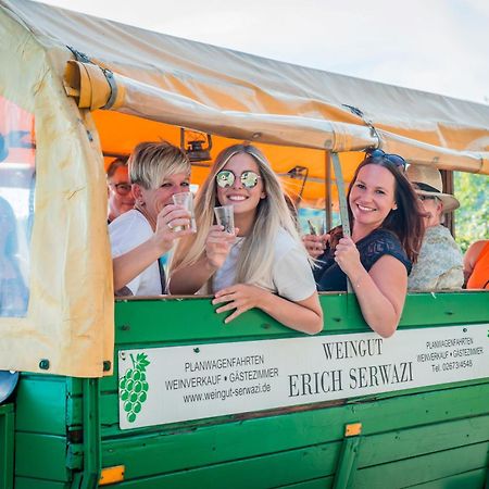 Weingut Erich Serwazi Mesenich Dış mekan fotoğraf